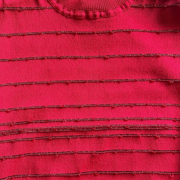 Beaded gold and red casual corner light sweater top - Picture 4 of 5